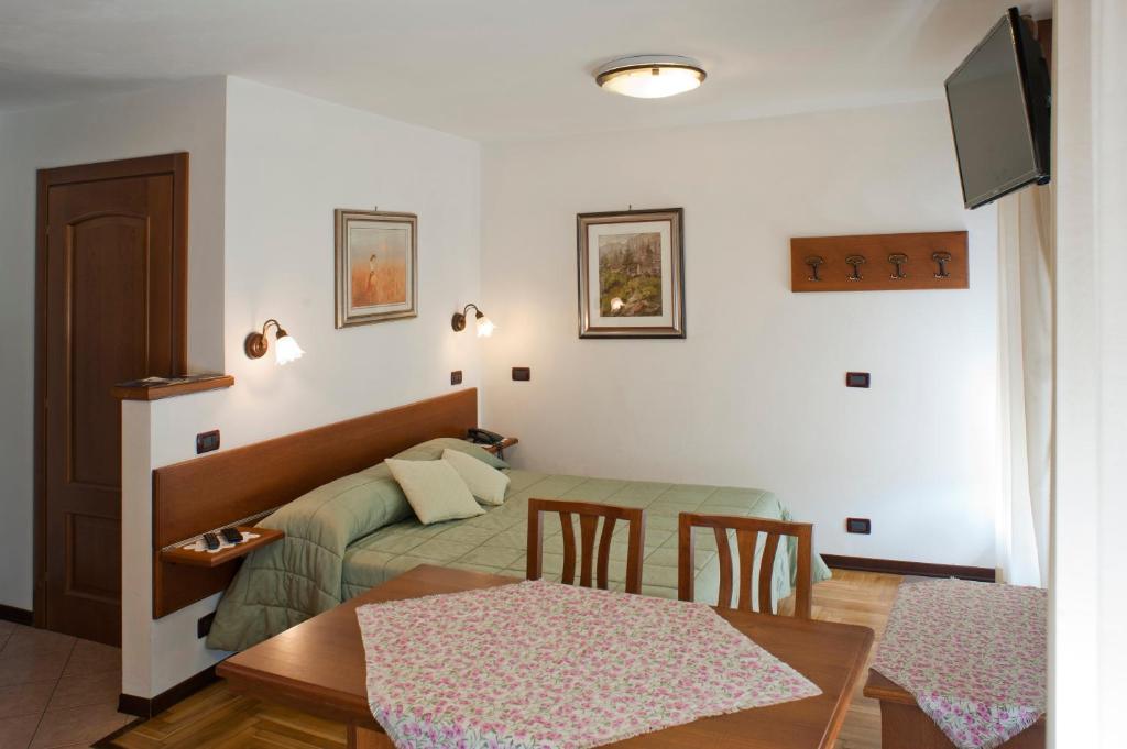 שאמפורשה Albergo Castello Da Bonino חדר תמונה