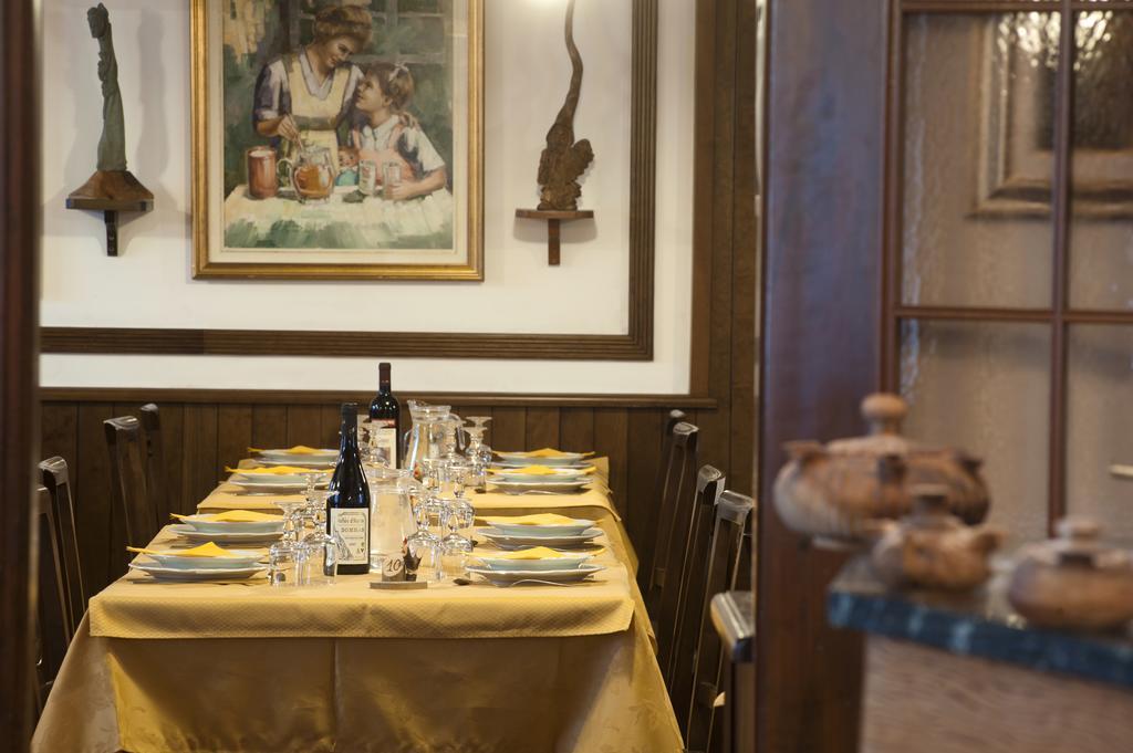 שאמפורשה Albergo Castello Da Bonino מראה חיצוני תמונה