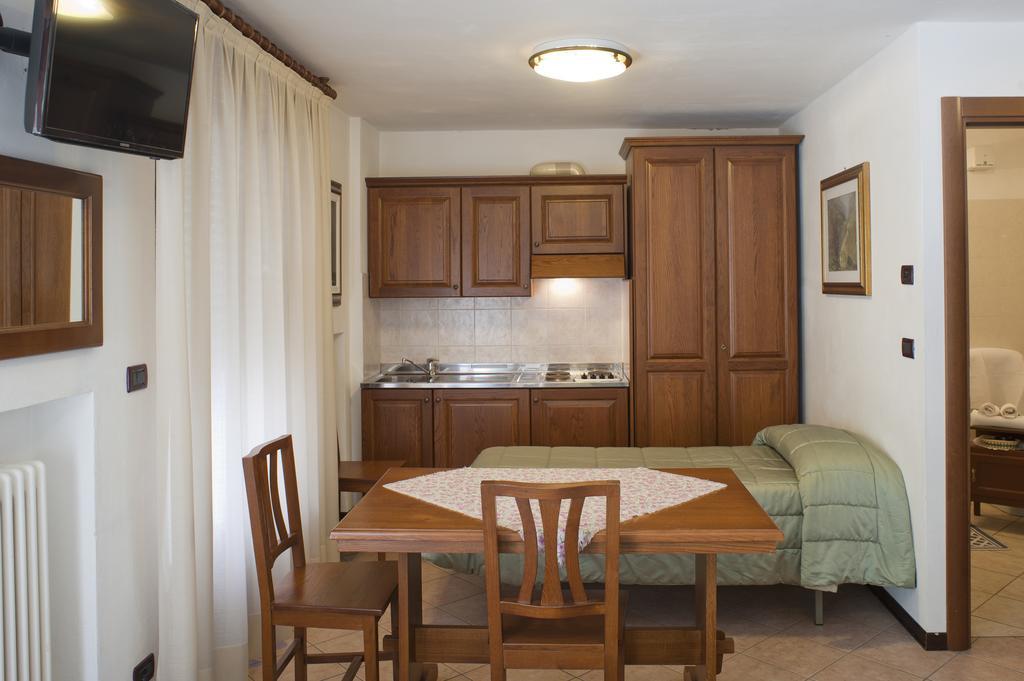 שאמפורשה Albergo Castello Da Bonino מראה חיצוני תמונה